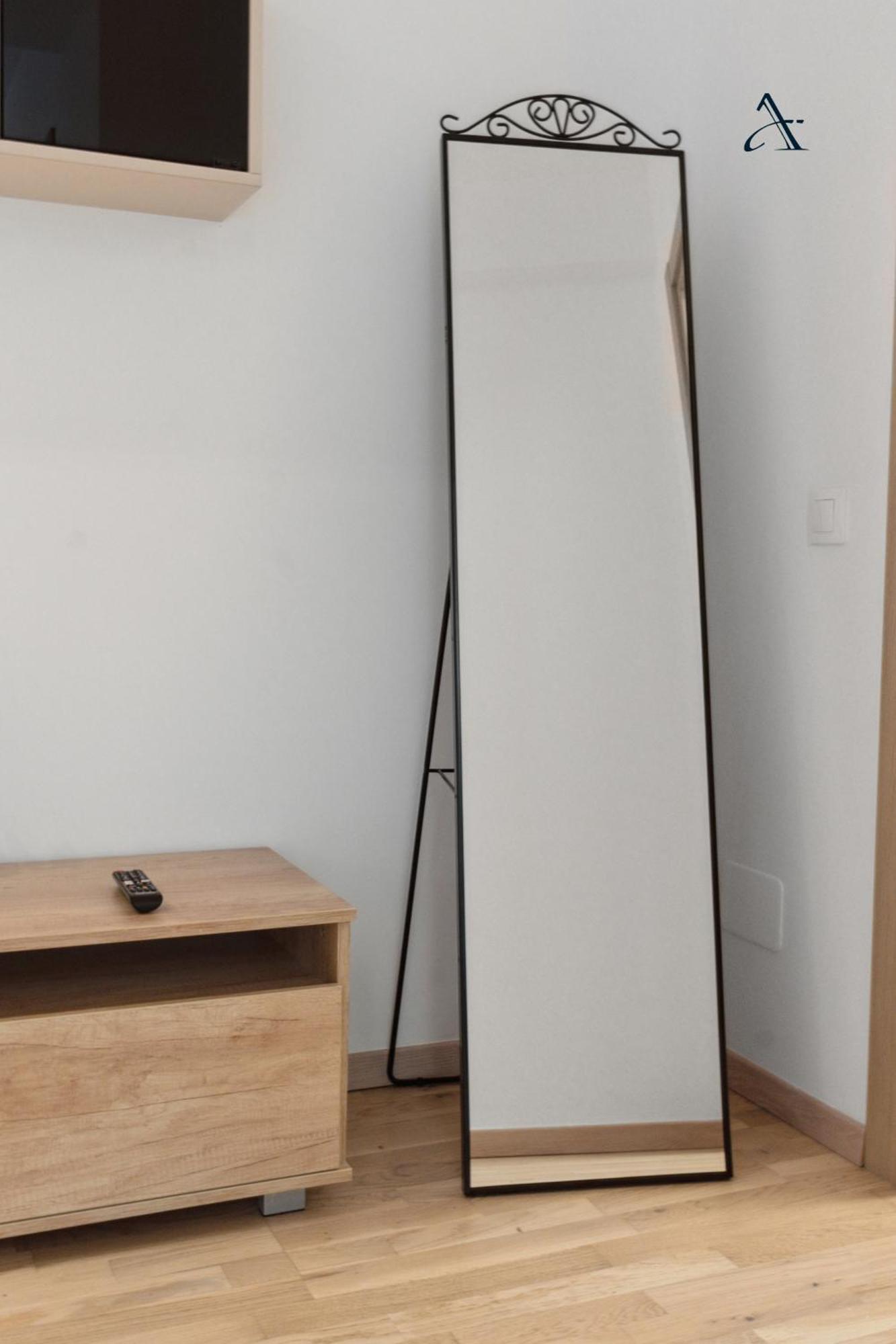 Apartment Maia With One Bedroom & Fully Kitchen Bucharest