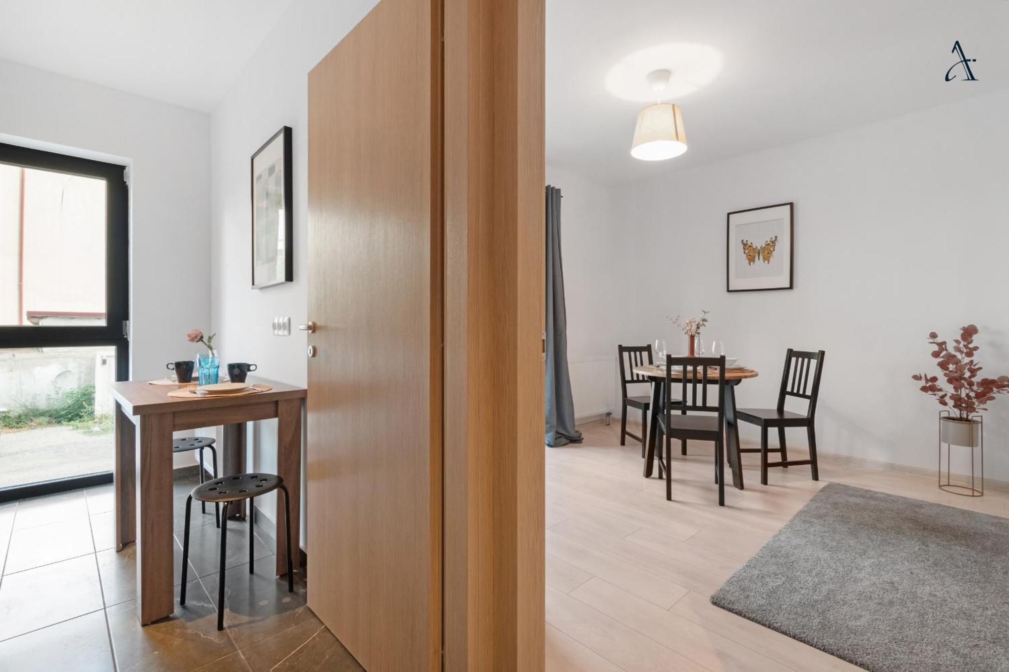 Maia With One Bedroom & Fully Kitchen * Bucureşti