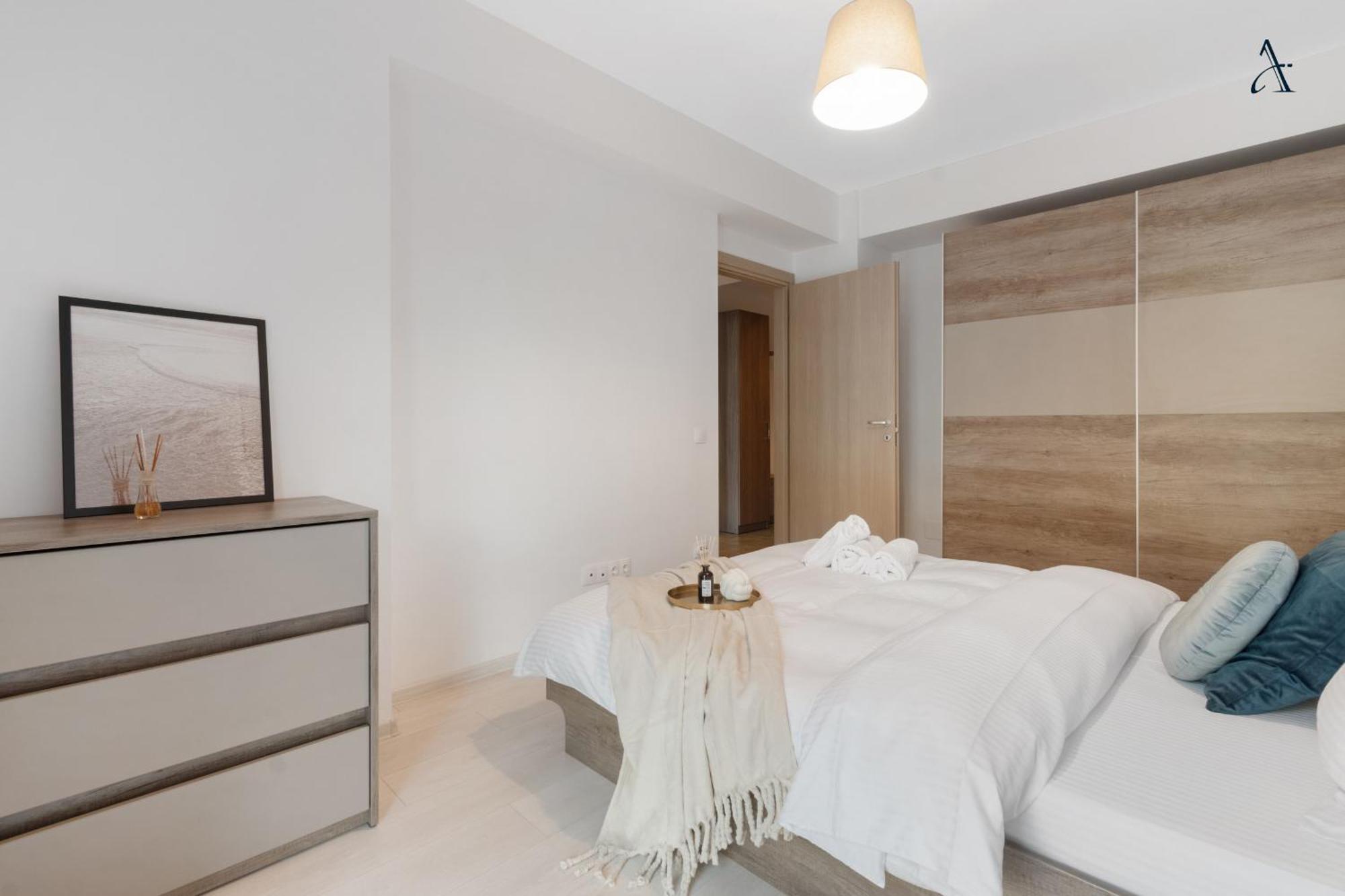 Apartament Maia With One Bedroom & Fully Kitchen