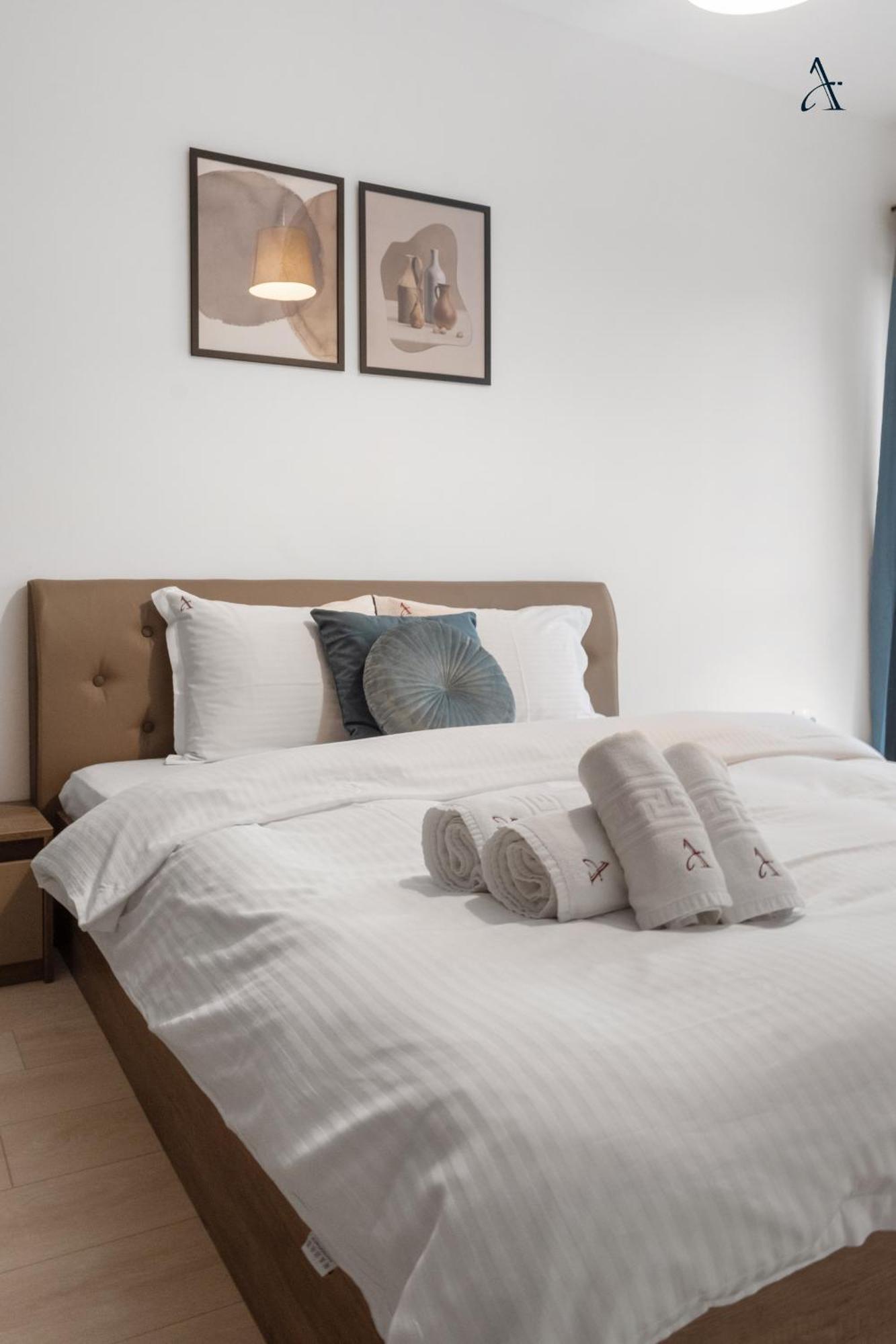 Apartament Maia With One Bedroom & Fully Kitchen