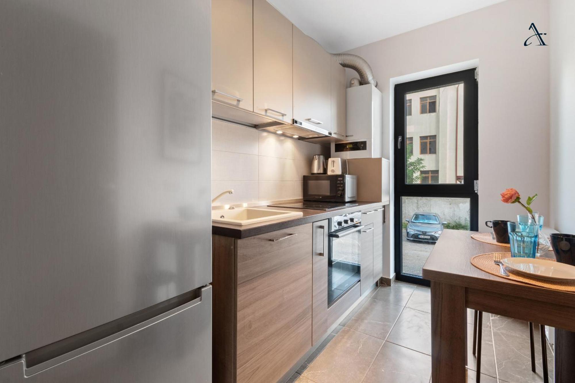 Apartament Maia With One Bedroom & Fully Kitchen Bucureşti