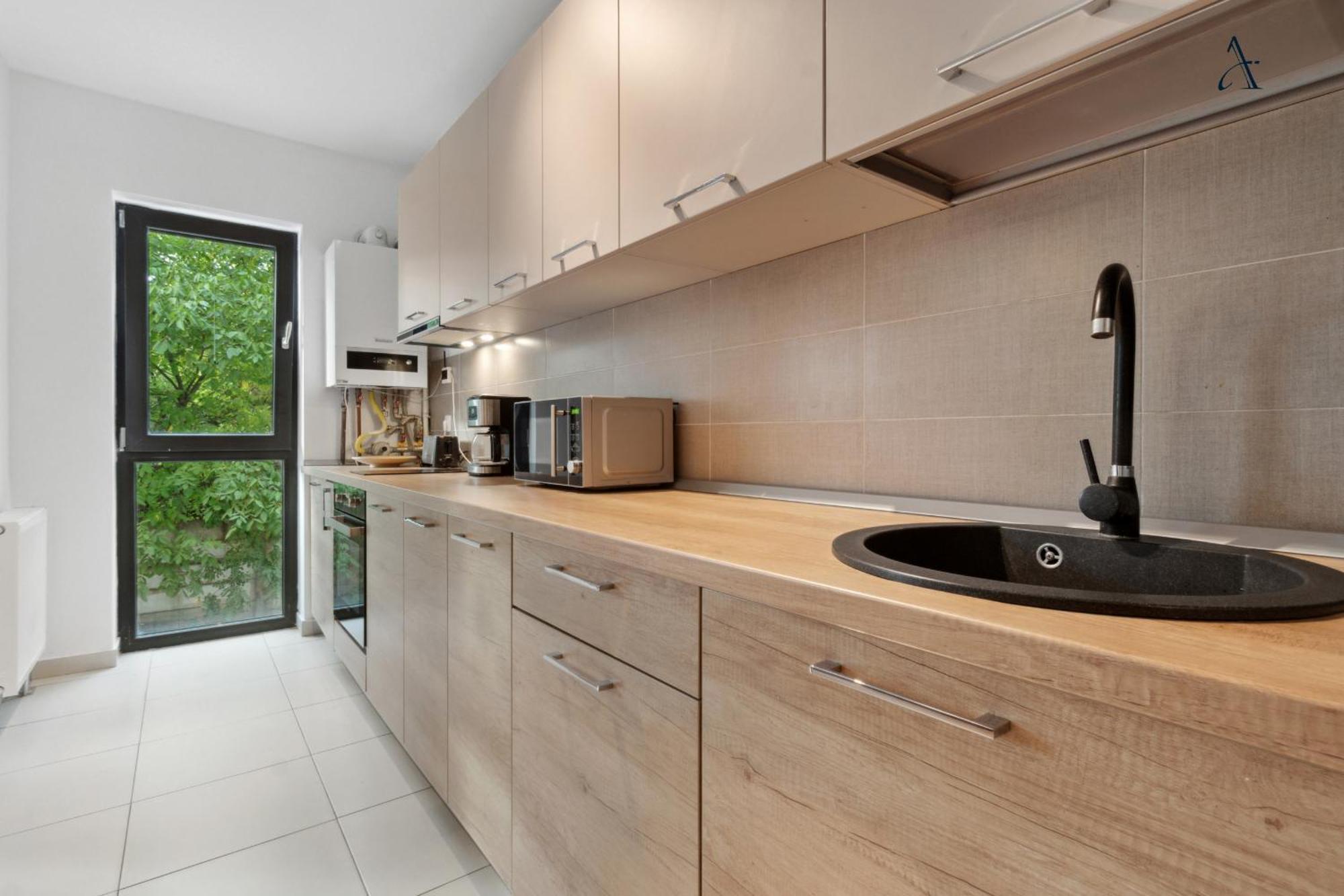 Apartament Maia With One Bedroom & Fully Kitchen