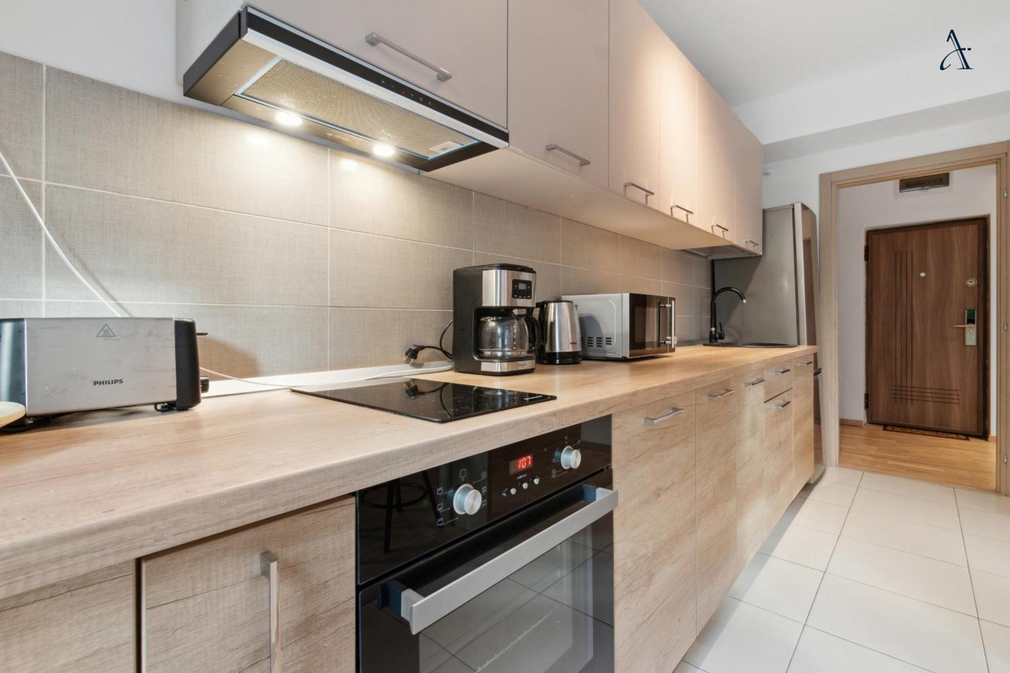 Apartament Maia With One Bedroom & Fully Kitchen